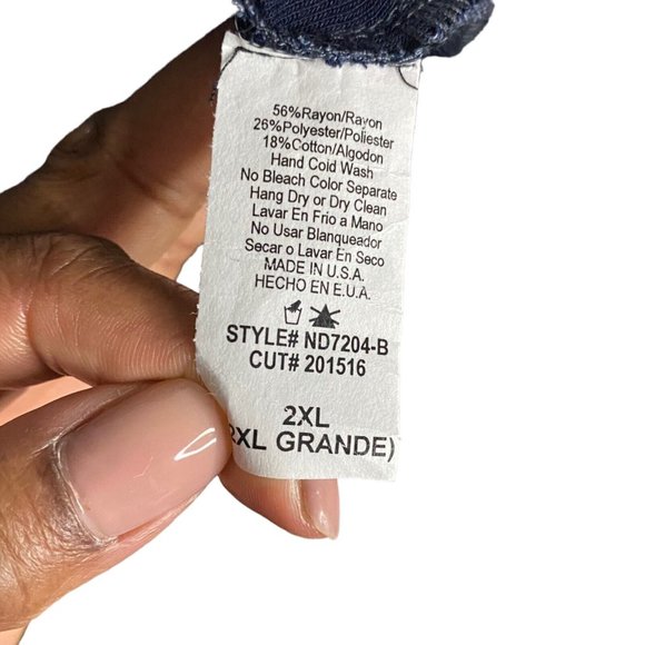 Fox + Wit N/T Women's Blue Striped Maxi Round Neck Dress - Picture 8 of 8